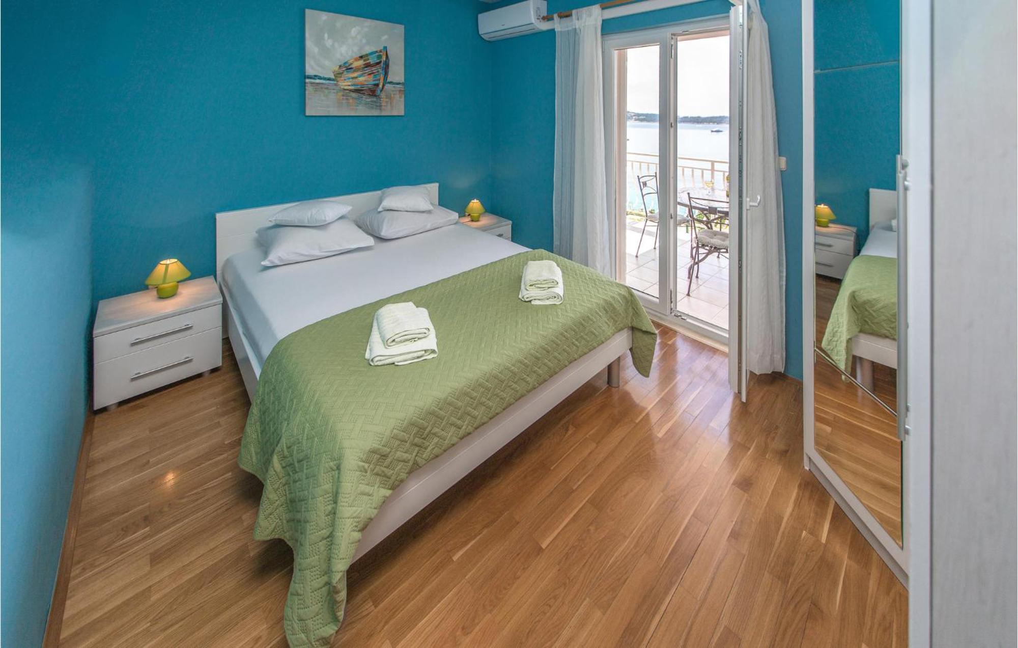 3 Bedroom Lovely Home In Plat Mlini Esterno foto