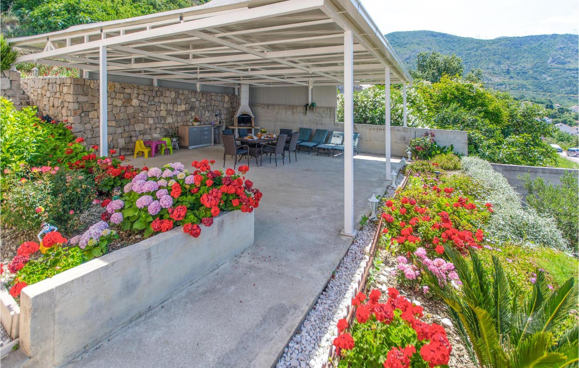 3 Bedroom Lovely Home In Plat Mlini Esterno foto