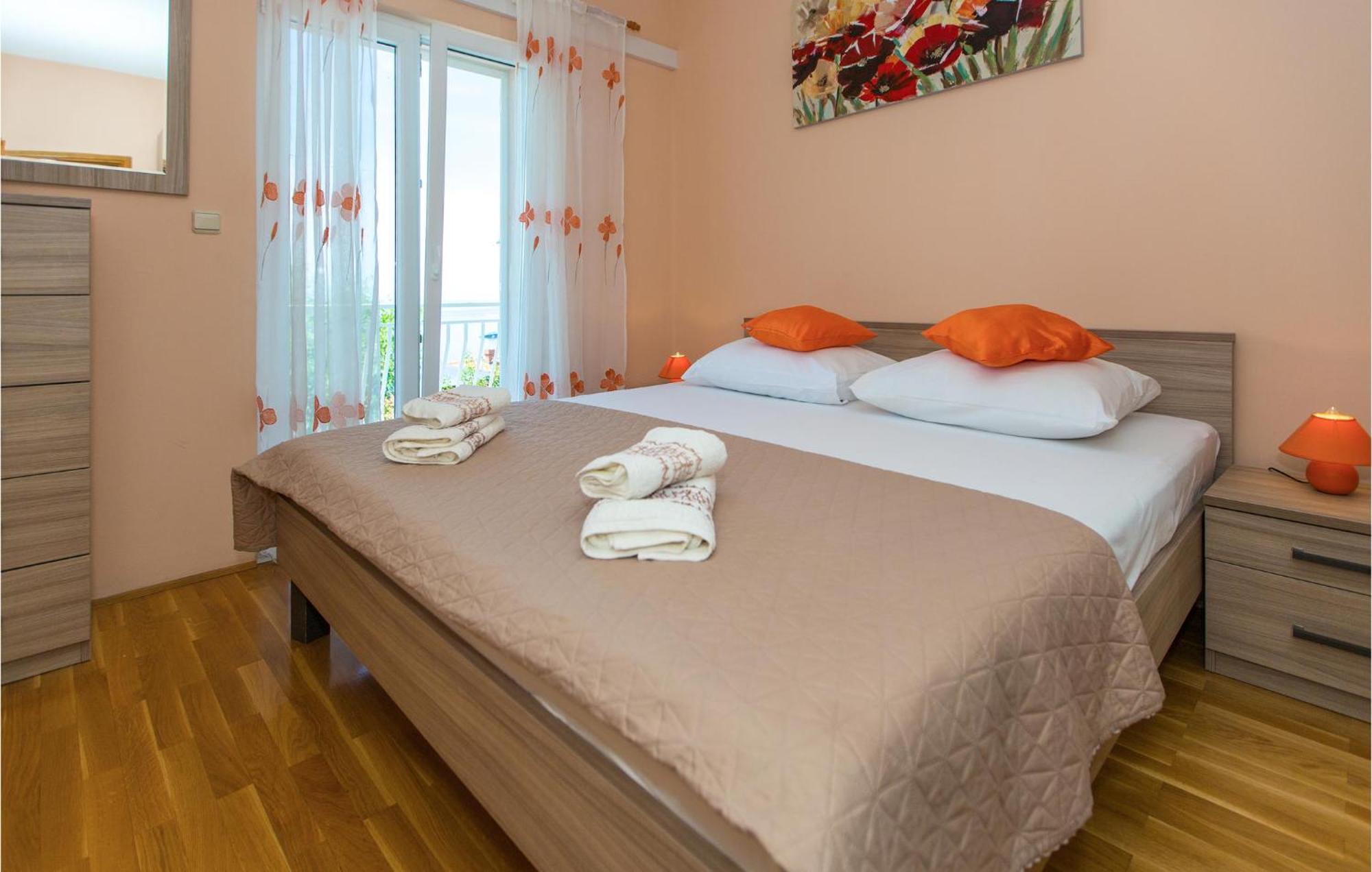 3 Bedroom Lovely Home In Plat Mlini Esterno foto