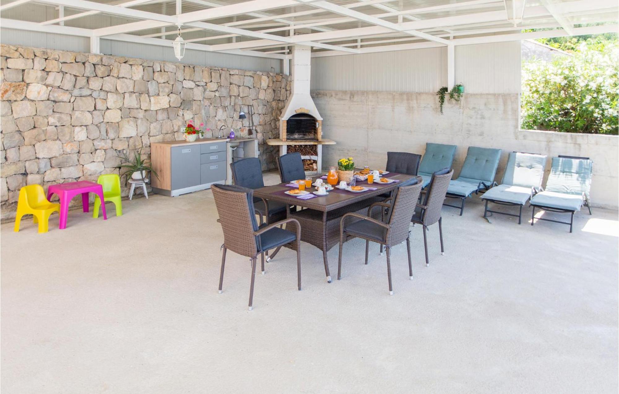 3 Bedroom Lovely Home In Plat Mlini Esterno foto