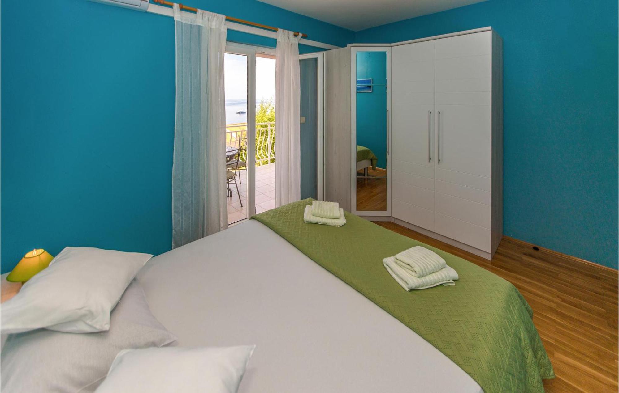 3 Bedroom Lovely Home In Plat Mlini Esterno foto